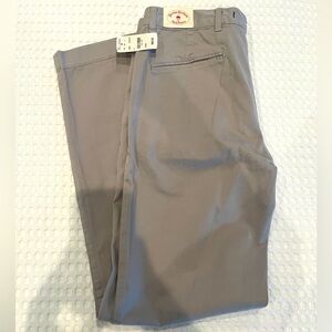 New with tags Brooks Brother 33/32 Men’s Pants